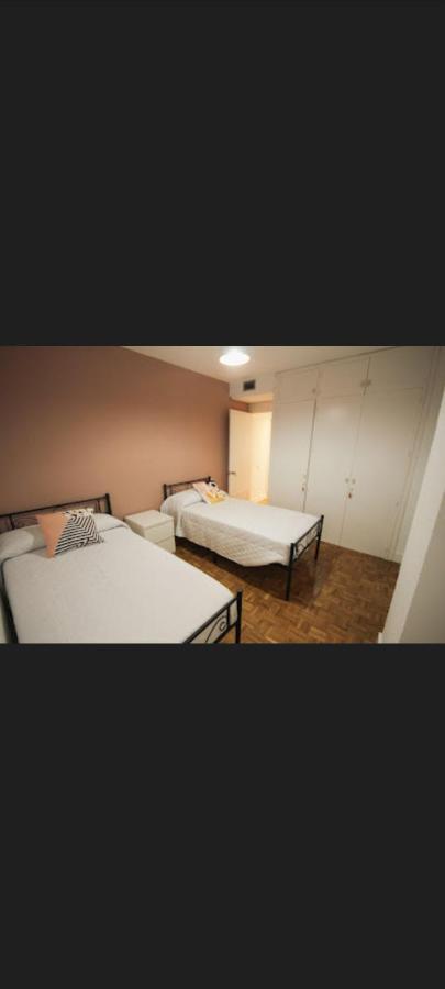 哈恩Centro Catedral Carrera 27, 1 Plaza De Aparcamiento Y Netflix Gratis公寓 外观 照片